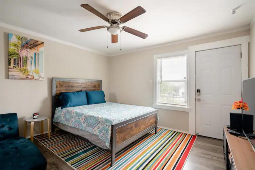 Апартаменты Cozy Studio In The Downtown/Montrose Area Хьюстон Экстерьер фото